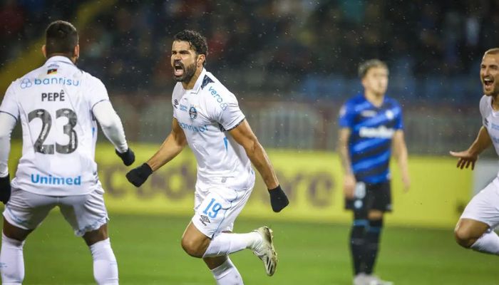 Grêmio derrota Huachipato para se garantir nas oitavas da Libertadores